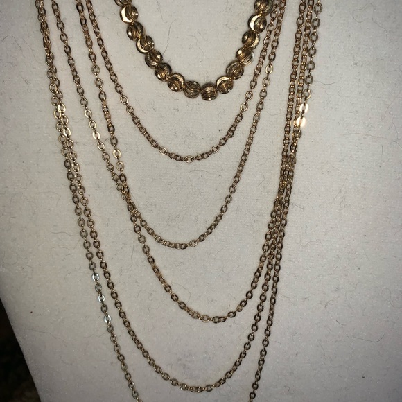 Woman multi layered chain necklace - Picture 3 of 6